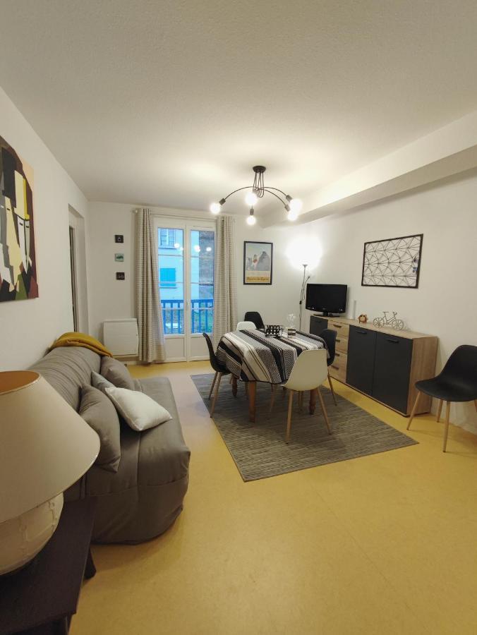 Grand Appartement En Rdc Vallee De Campan Luaran gambar