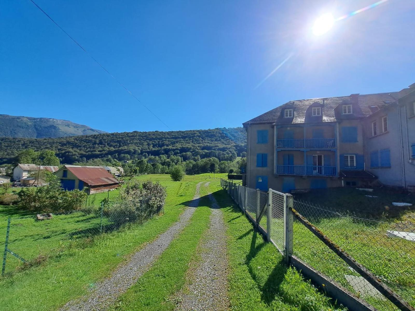 Grand Appartement En Rdc Vallee De Campan Luaran gambar